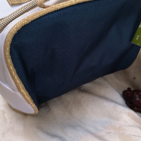 Cosmetics bag - Picture 3 of 5